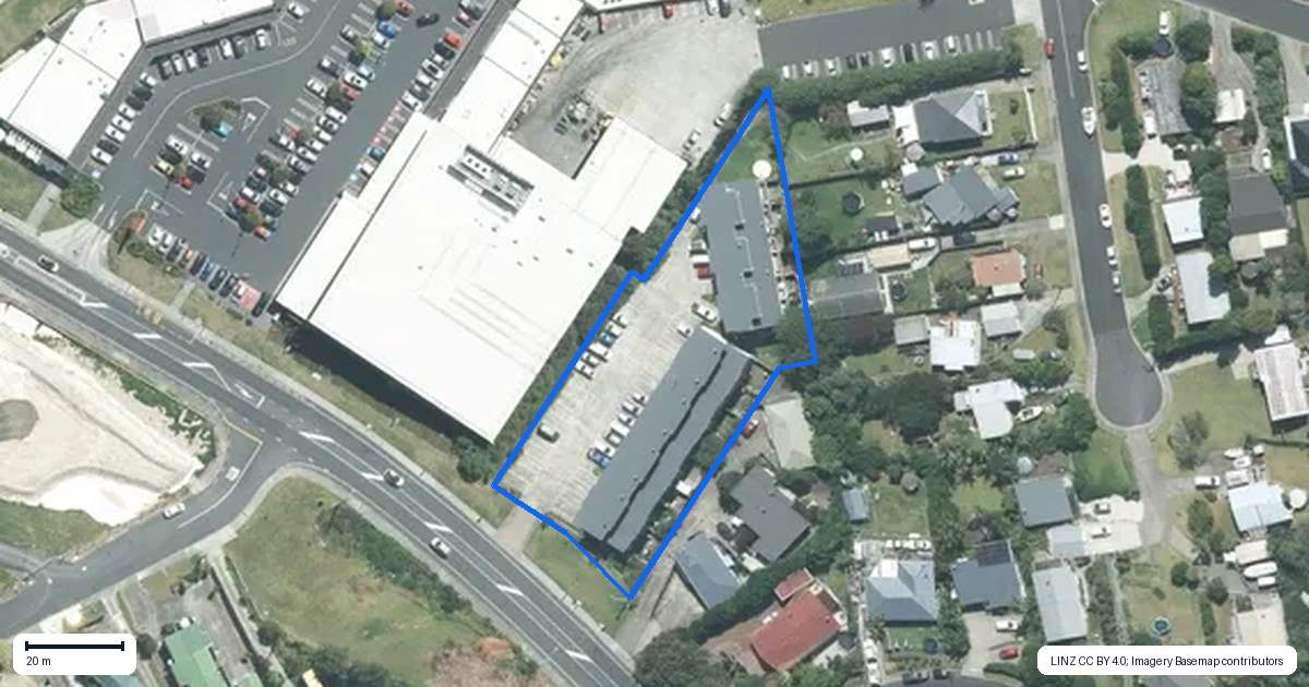Property context map for 592L Whangaparaoa Road, Stanmore Bay, Whangaparaoa