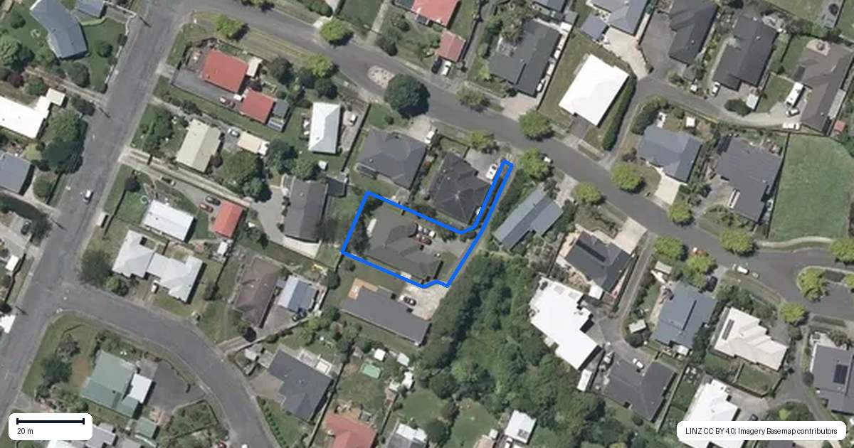 Property context map for 10 Speranza Avenue, Otaki
