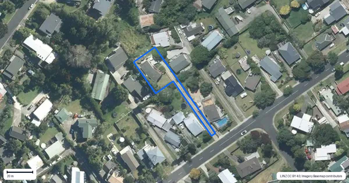 Property context map for 17 Brian Crescent, Stanmore Bay, Whangaparaoa