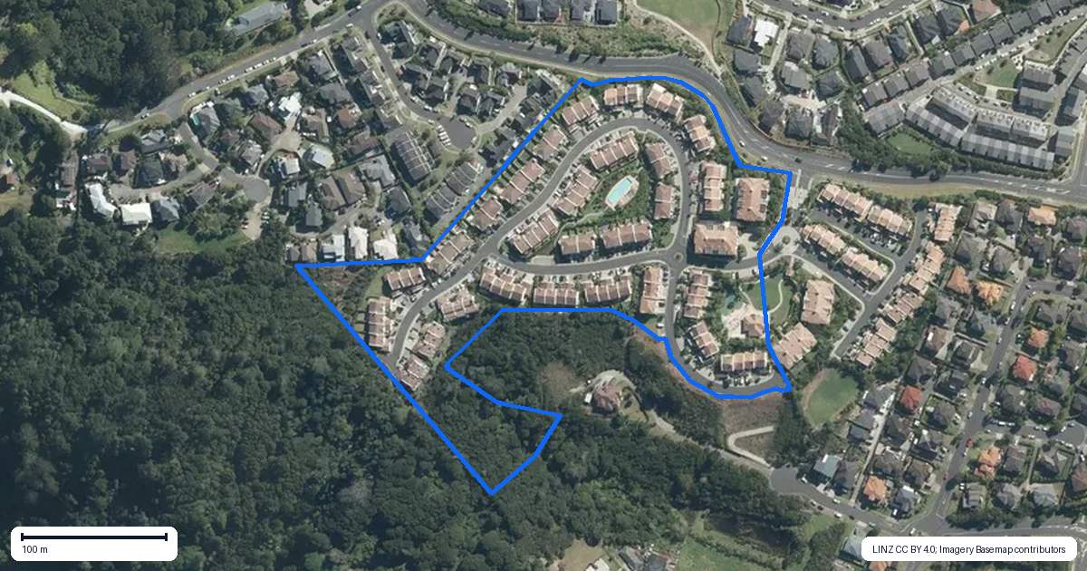 Property context map for 67 Point Ridge Avenue, Albany Heights, Auckland