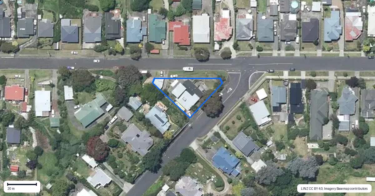 Property context map for 2 Tawa Street, Gonville, Whanganui