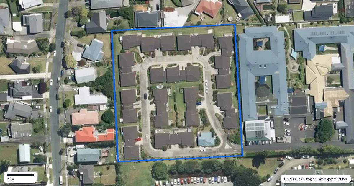 Property context map for 21/127 Boundary Road, Blockhouse Bay, Auckland