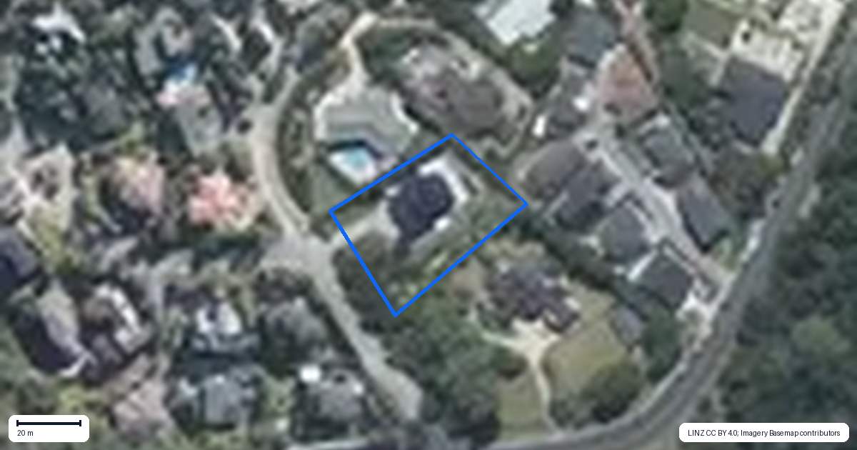 Property context map for 7 Treetops Way, Bayview, Auckland