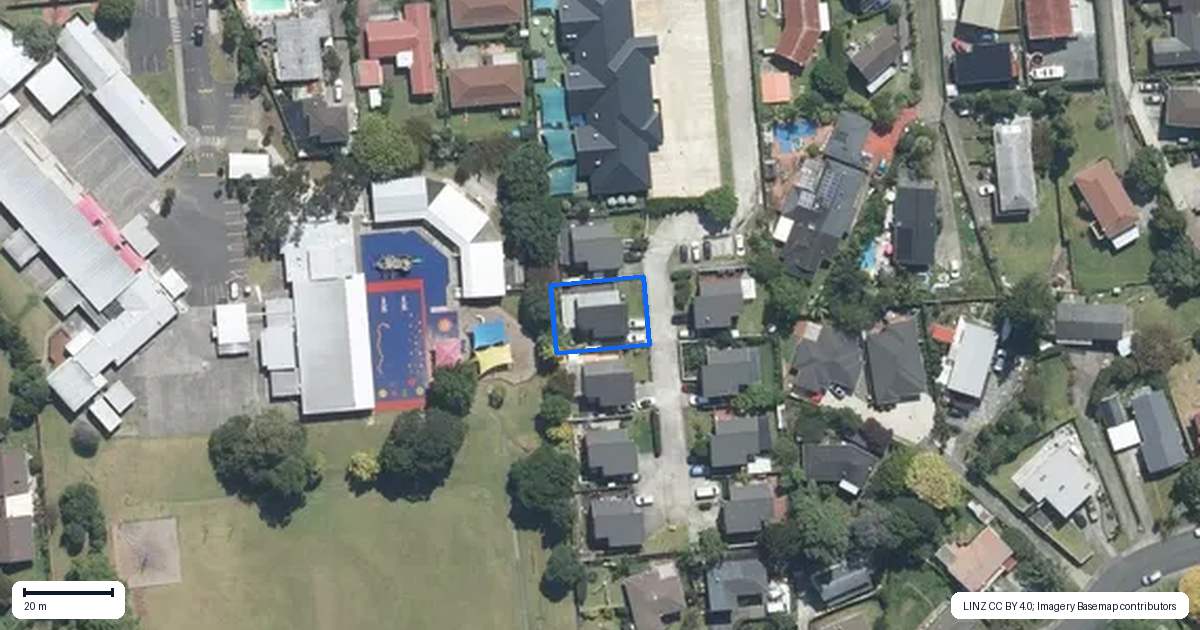 Property context map for 22G Manuka Road, Glenfield, Auckland