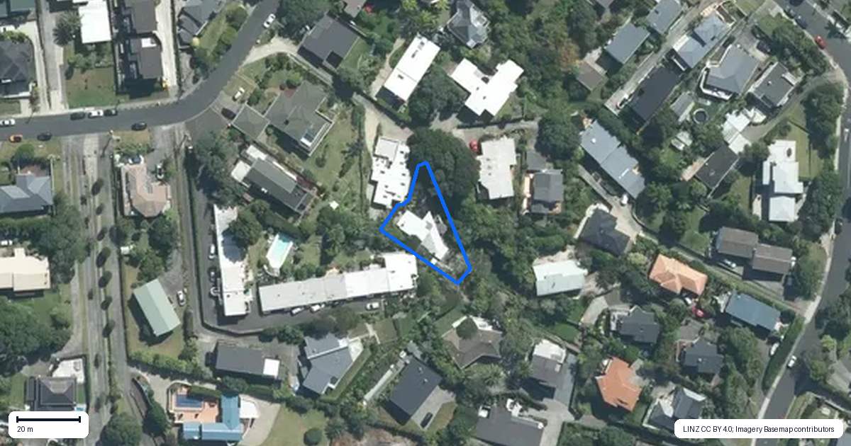 Property context map for 12B Parr Terrace, Castor Bay, Auckland