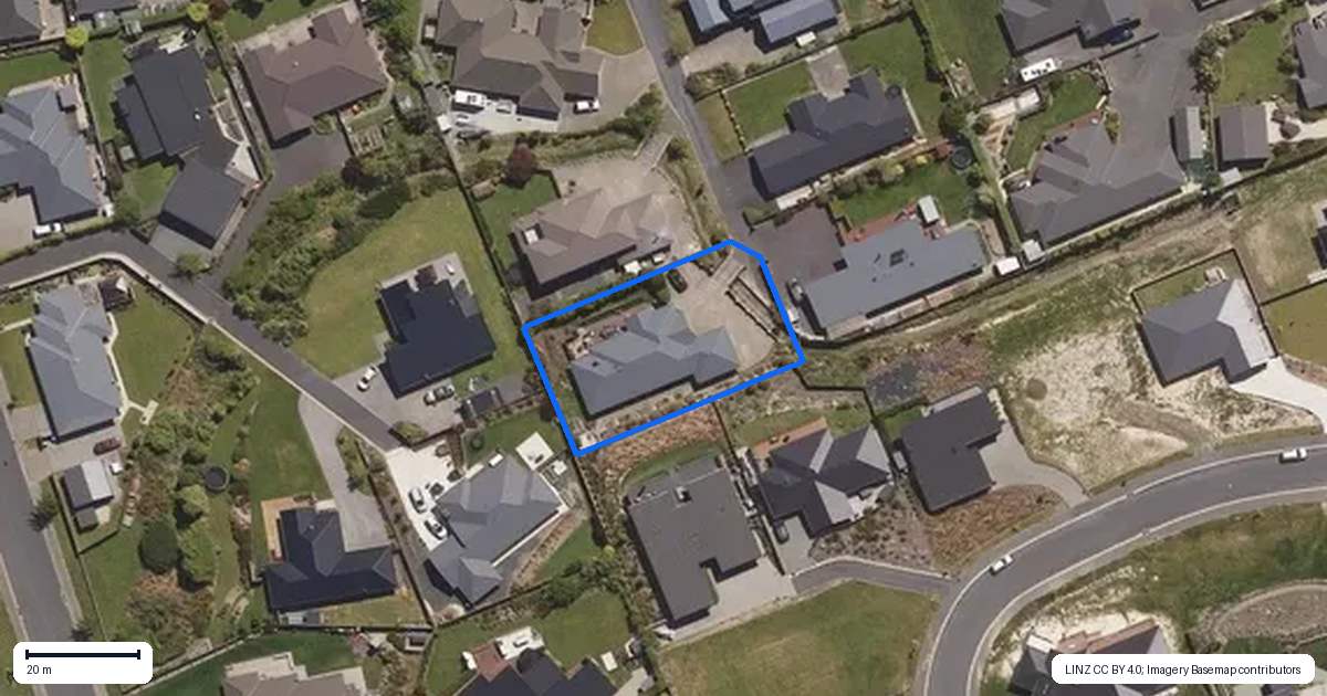 Property context map for 14 Irwin Logan Drive, Mosgiel