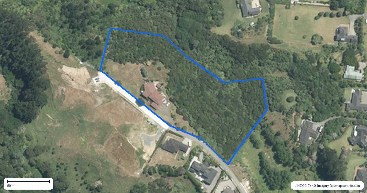 Property context map for 646 Redoubt Road, Flat Bush, Auckland