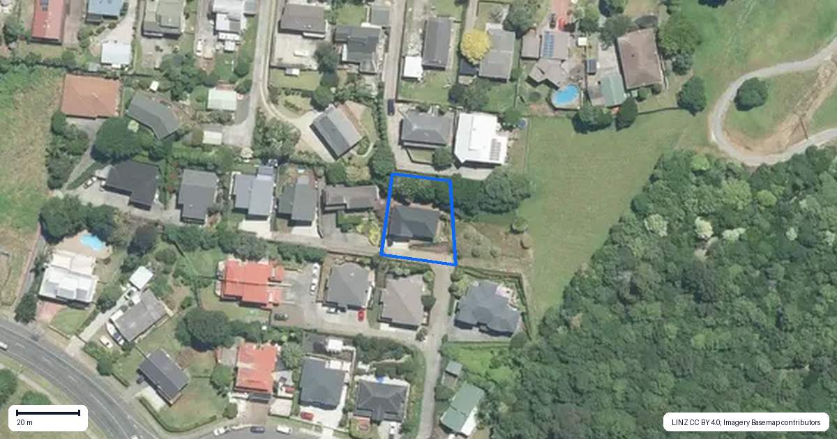 Property context map for 22 Brownlee Place, Pukekohe