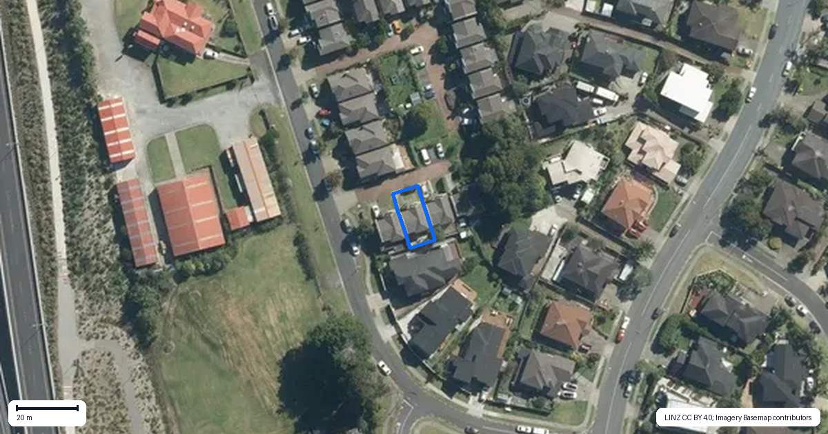 Property context map for 55 Masons Road, Oteha, Auckland