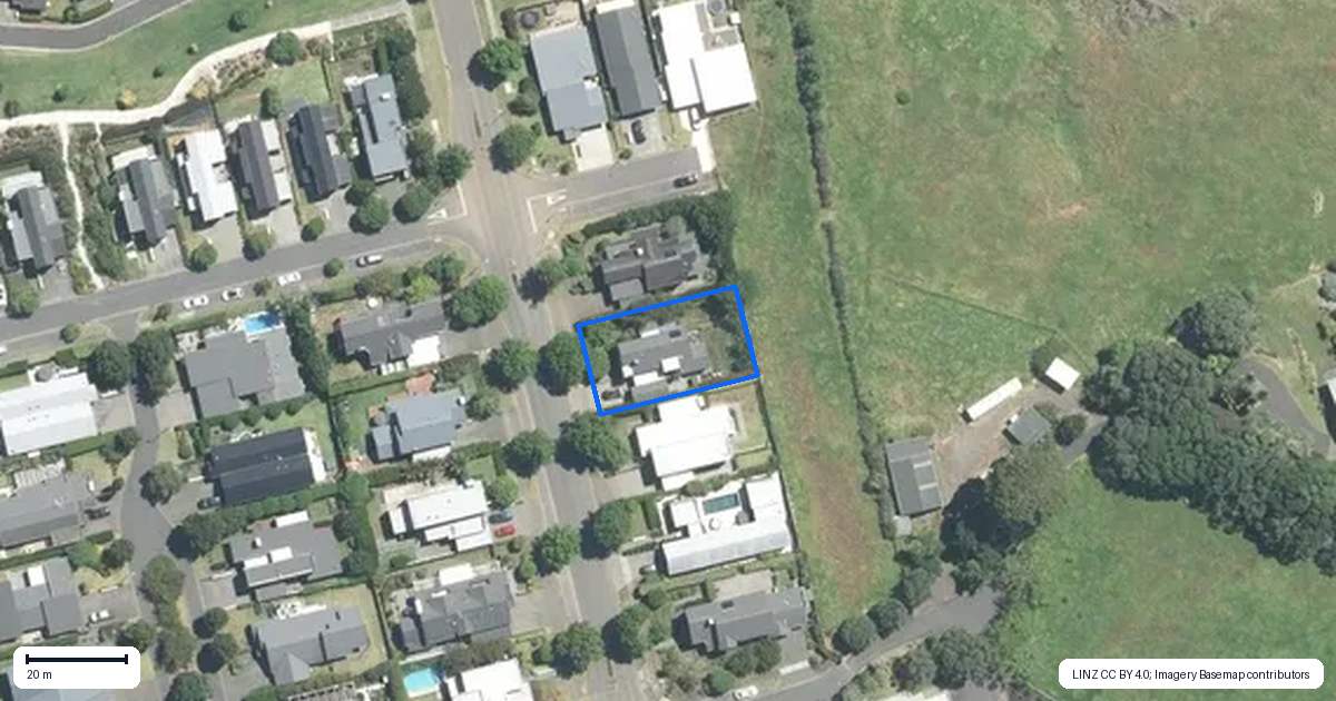 Property context map for 12 Anselmi Ridge Road, Pukekohe