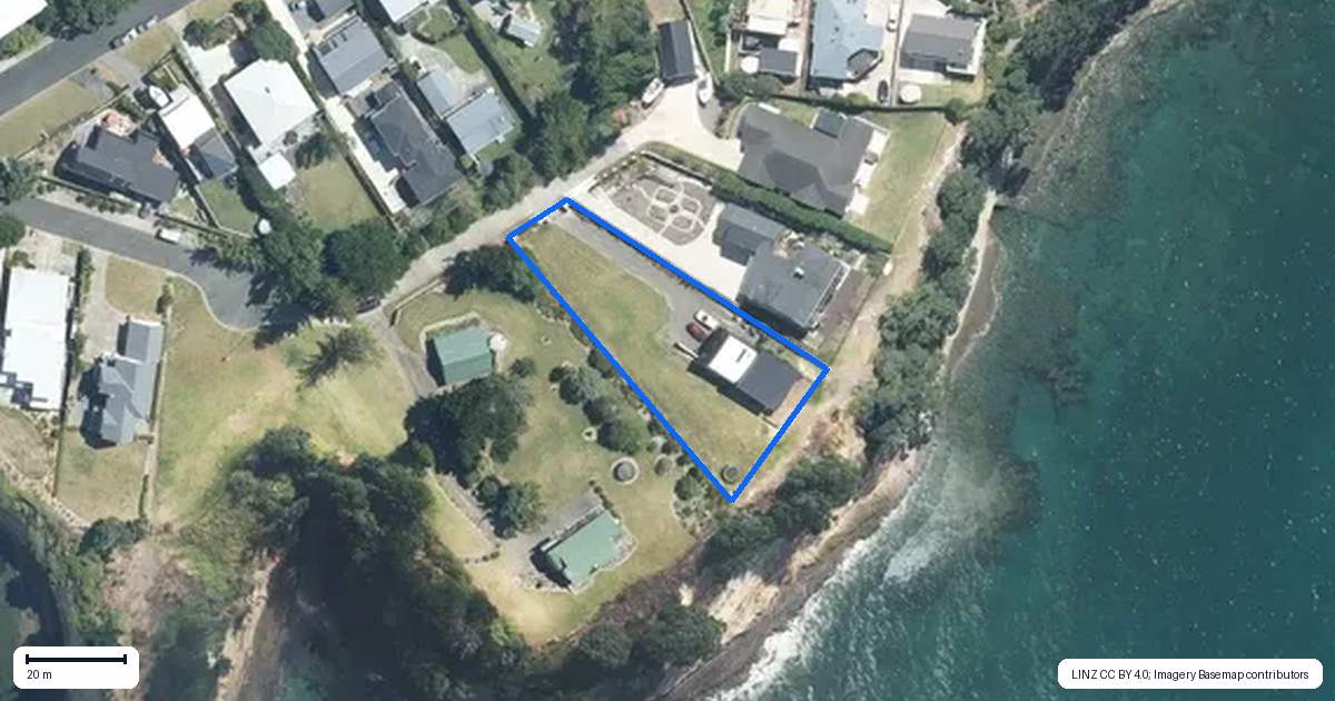 Property context map for 22 East Point, Manly, Whangaparaoa