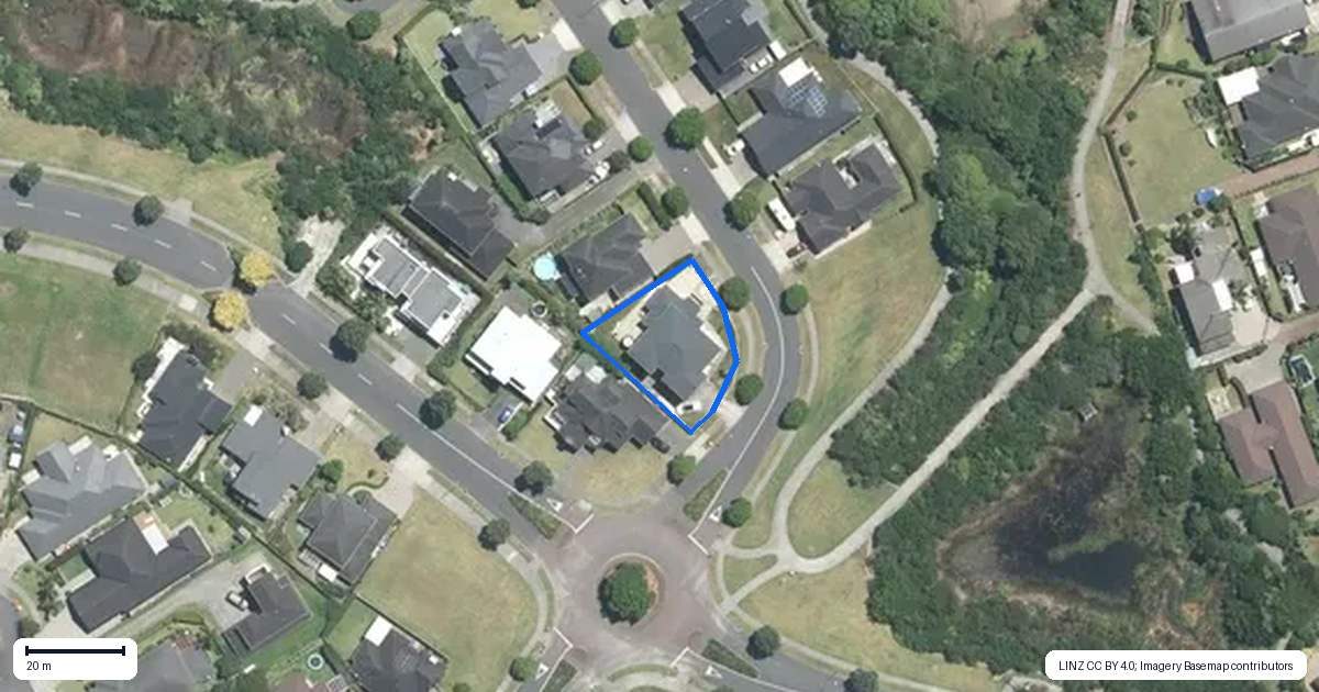 Property context map for 4 Portofino Point, Karaka, Papakura
