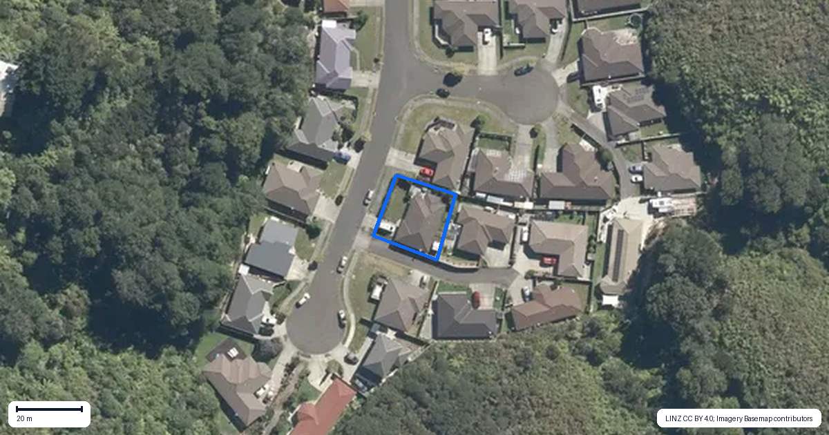 Property context map for 17 Aragon Grove, Kingsley Heights, Upper Hutt