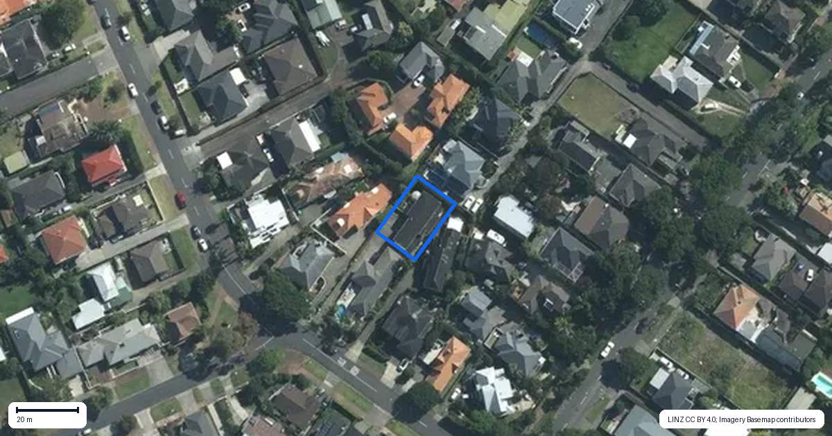 Property context map for 84 Vale Road, Saint Heliers, Auckland