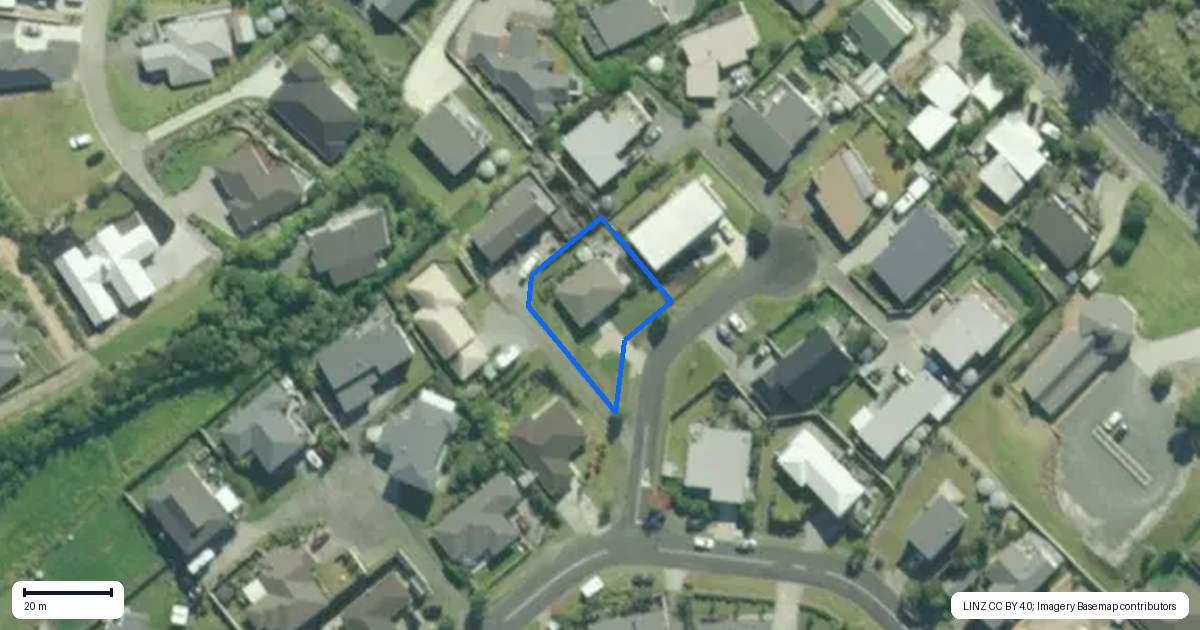 Property context map for 5 Takahe Place, Mangawhai