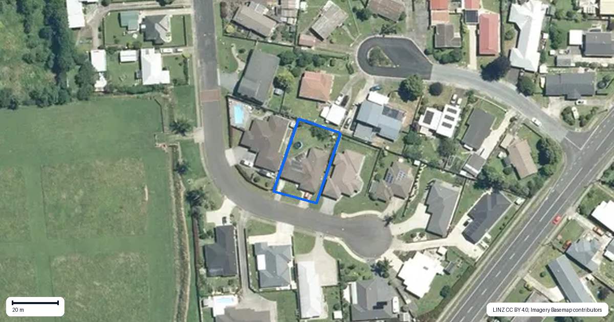 Property context map for 14 Neil Street, Paeroa