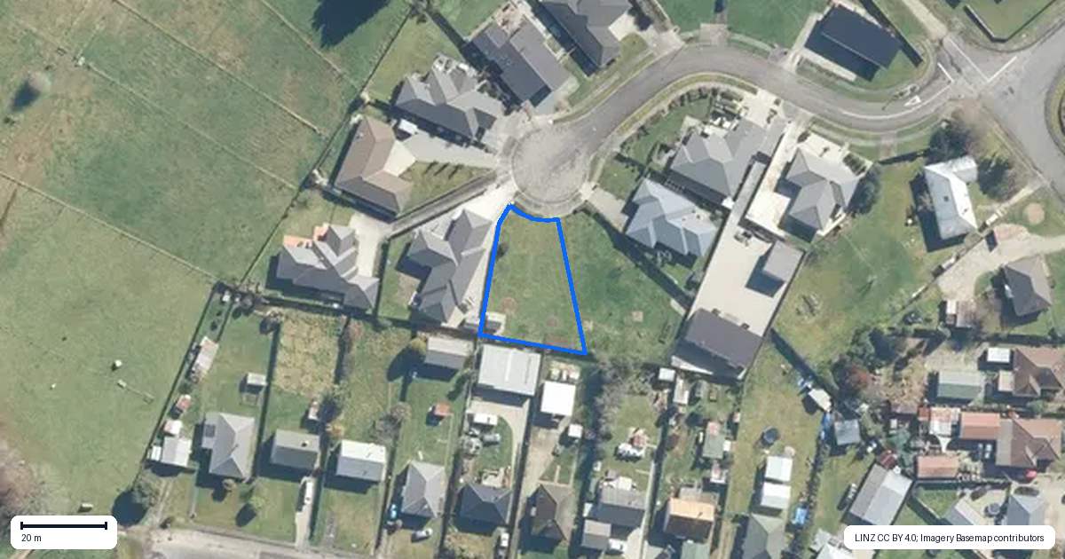 Property context map for 13 Wicken Place, Reefton