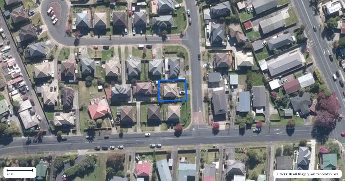 Property context map for 4 Bordeaux Parade, Te Atatu South, Auckland