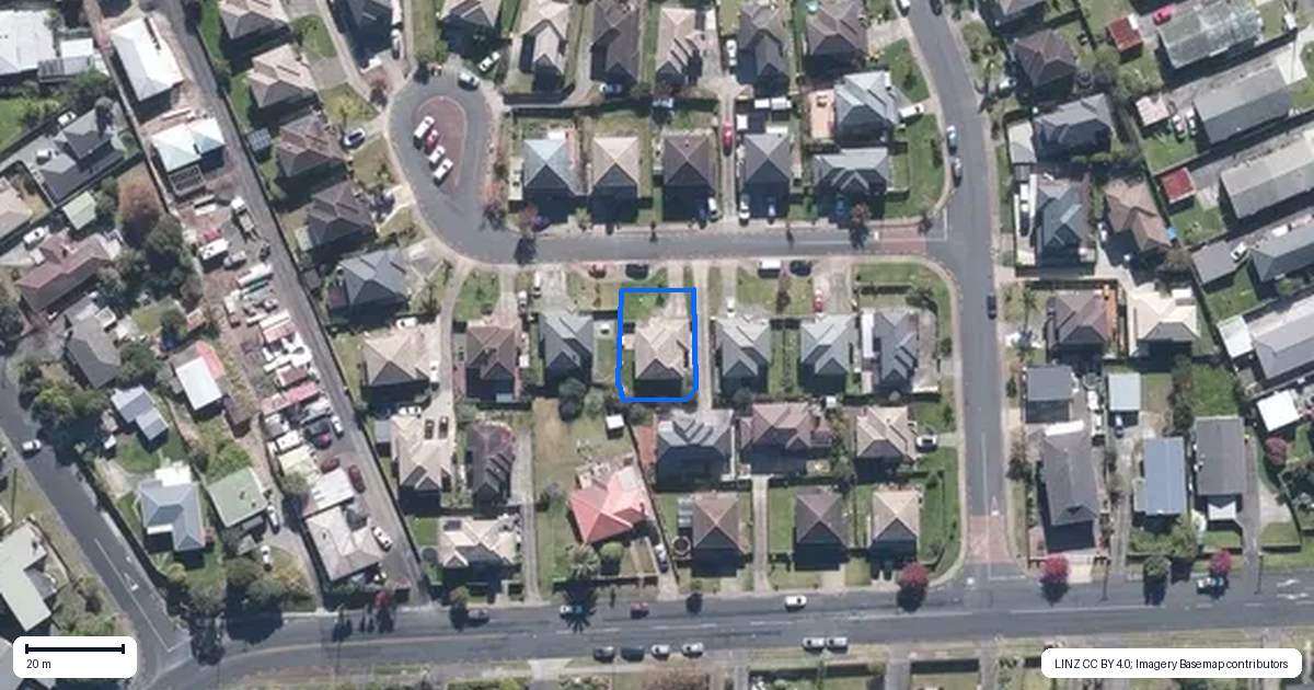 Property context map for 10 Merlot Way, Te Atatu South, Auckland