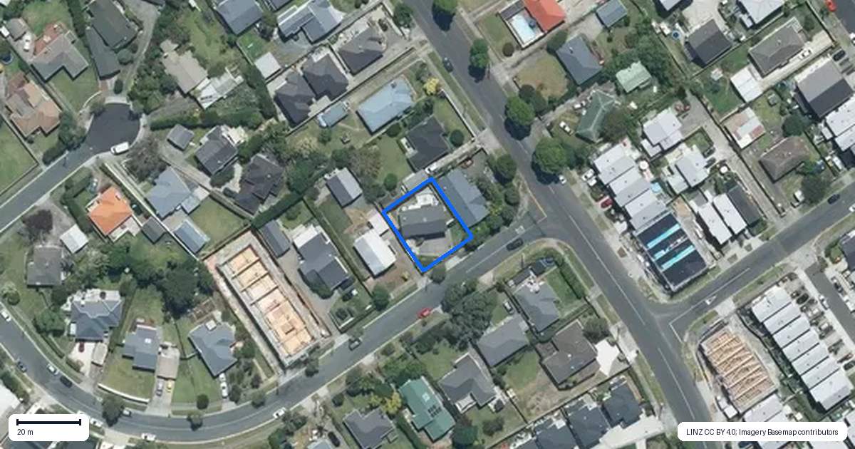 Property context map for 24 Sloane Street, Glen Innes, Auckland