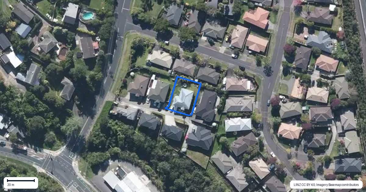 Property context map for 9 Makora Road, Massey, Auckland