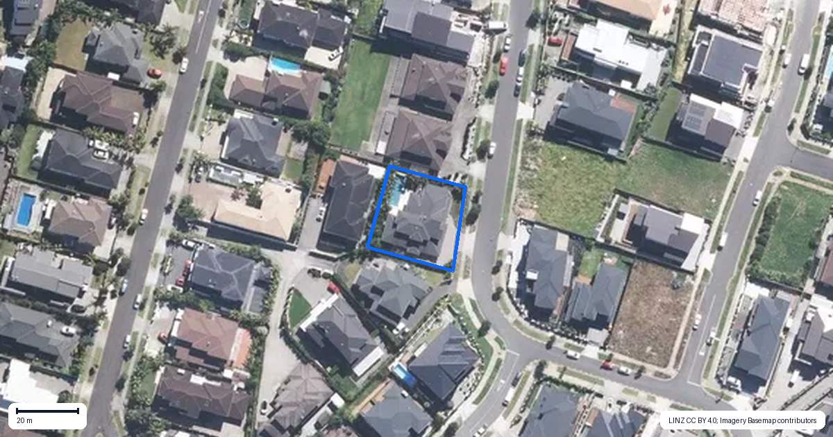 Property context map for 39 Armstrong Farm Drive, East Tamaki Heights, Auckland