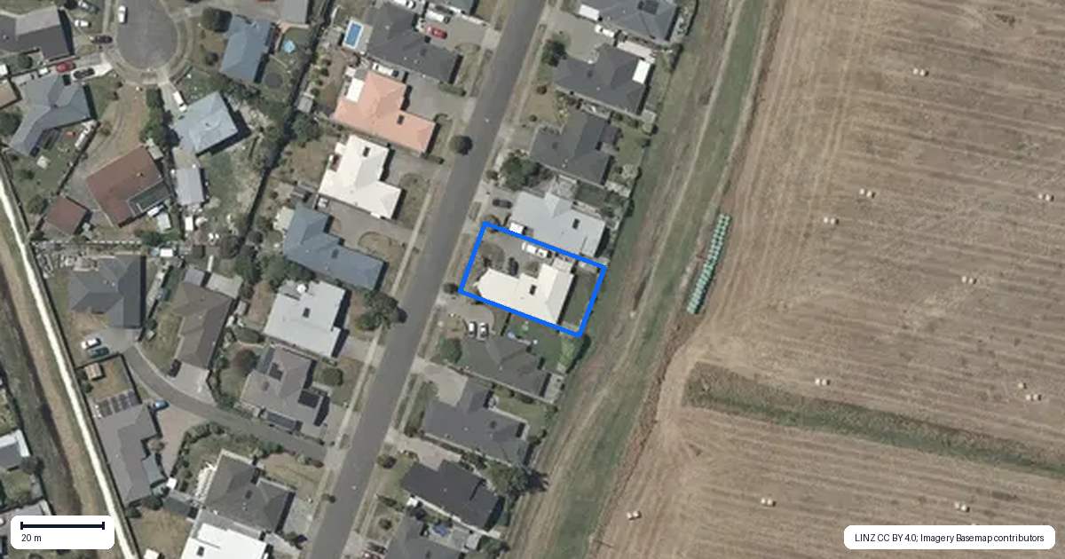 Property context map for 17 McNaughton Place, Onekawa, Napier
