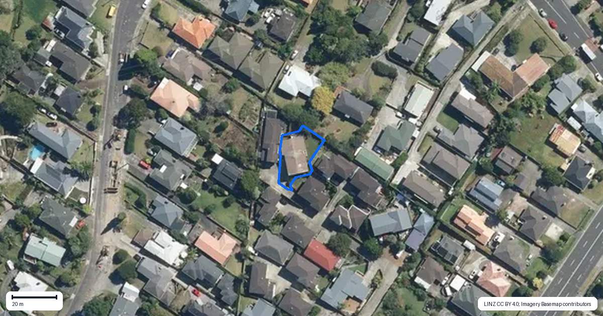 Property context map for 33 Hira Way, Hillsborough, Auckland