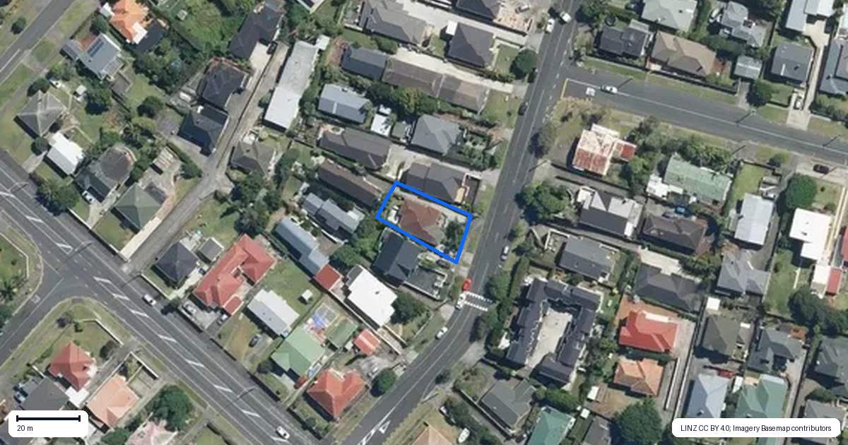 Property context map for 6 Renfrew Avenue, Sandringham, Auckland