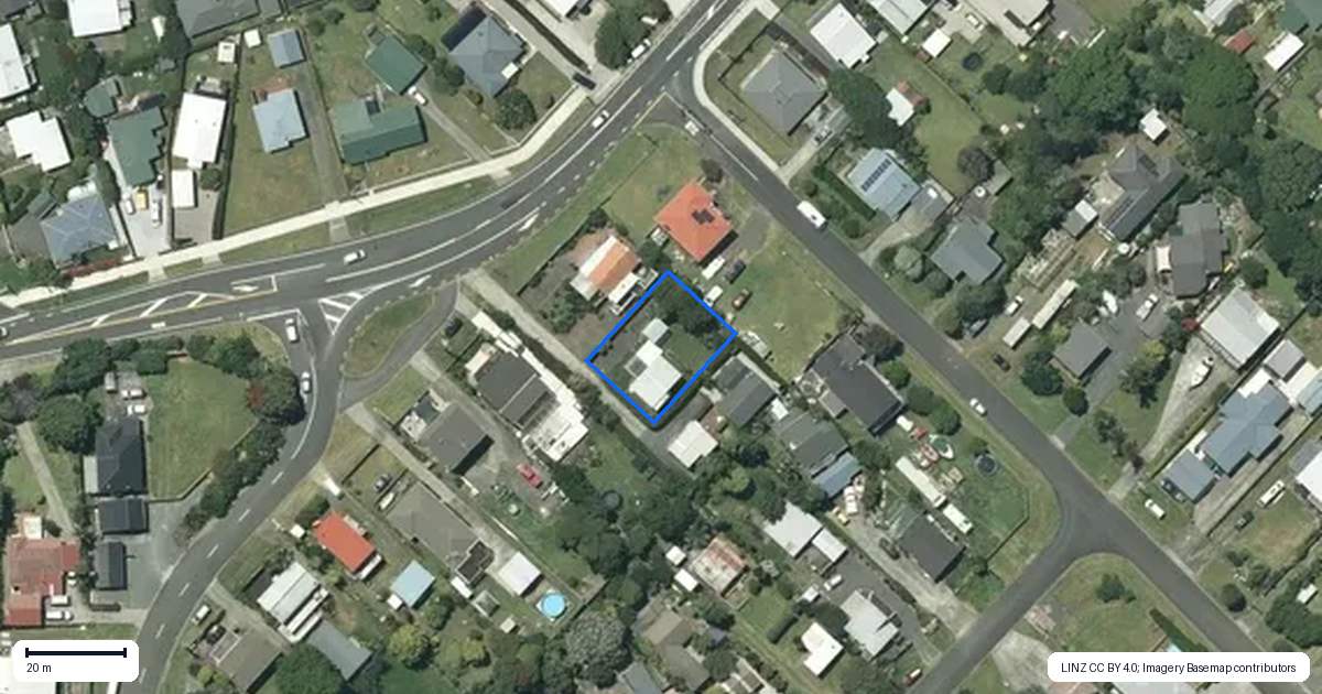 Property context map for 66A Wainui Road, Raglan