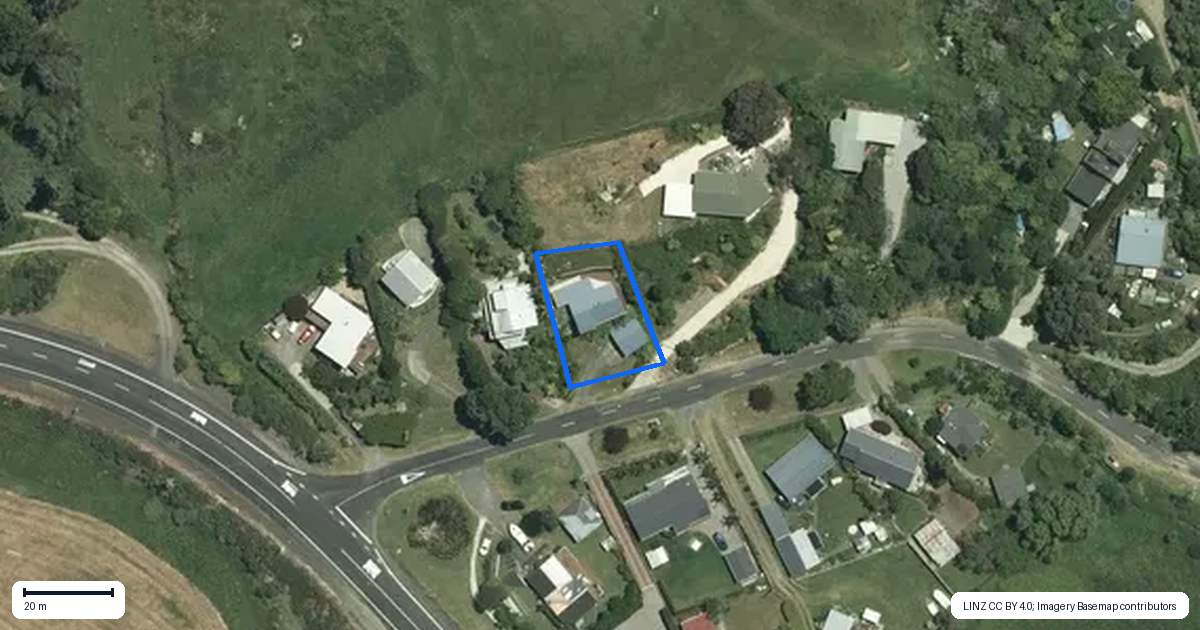 Property context map for 8 Ocean Beach Road, Tairua