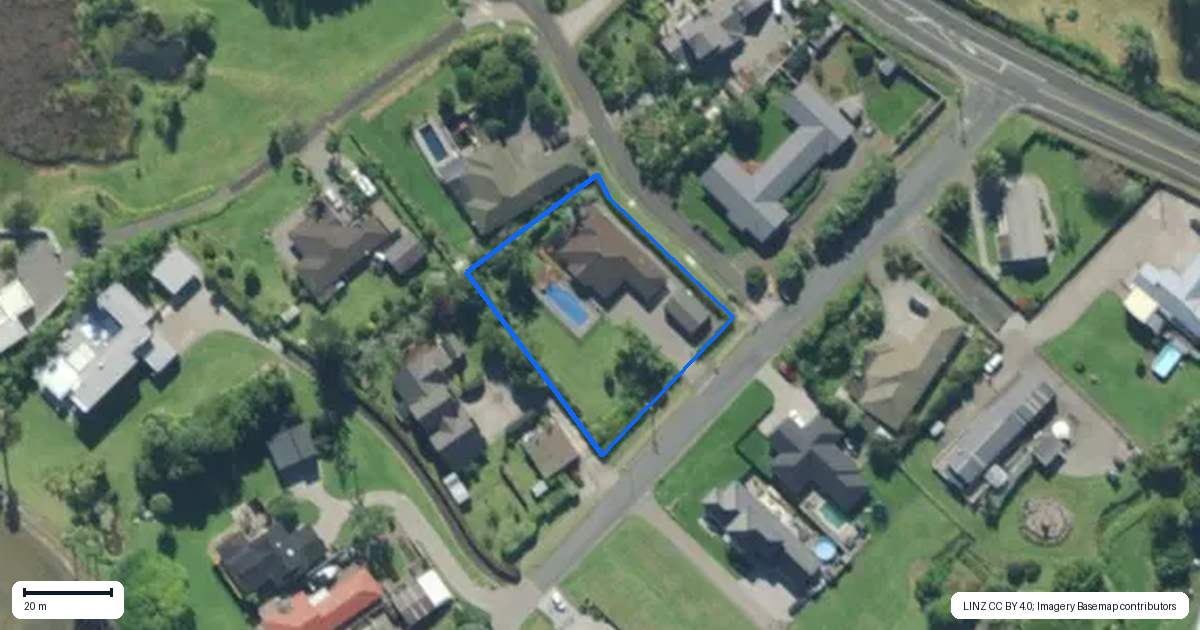 Property context map for 10 Glengarry Lane, Tamaterau, Whangarei