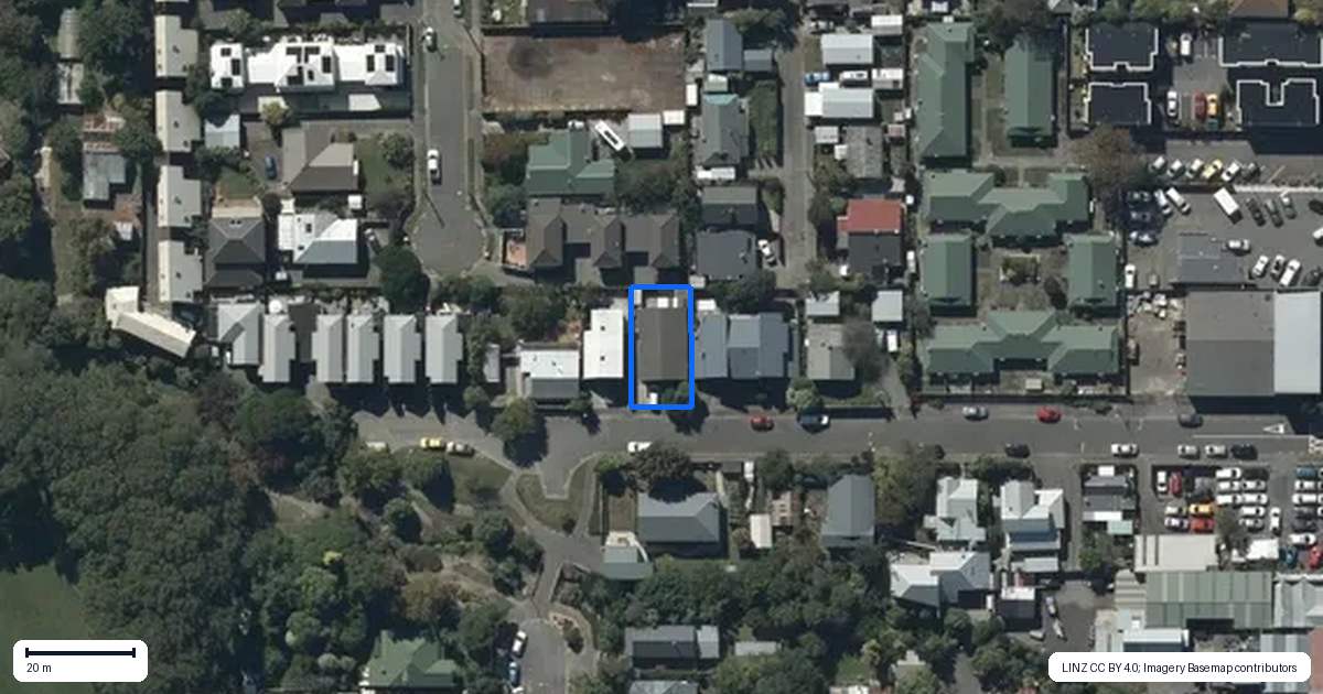 Property context map for 11 Angus Street, Sydenham, Christchurch