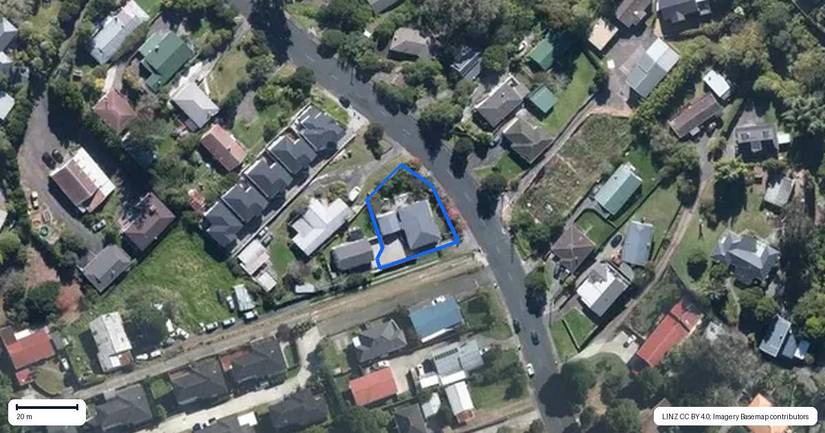 Property context map for 31 Sunnyside Road, Sunnyvale, Auckland