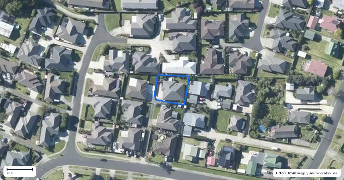 Property context map for 14 Ripple Grove, Waiuku