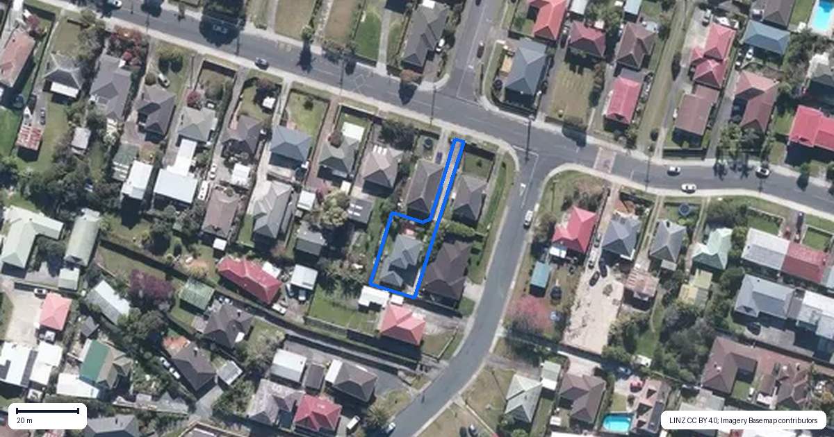 Property context map for 14A Strid Road, Te Atatu South, Auckland