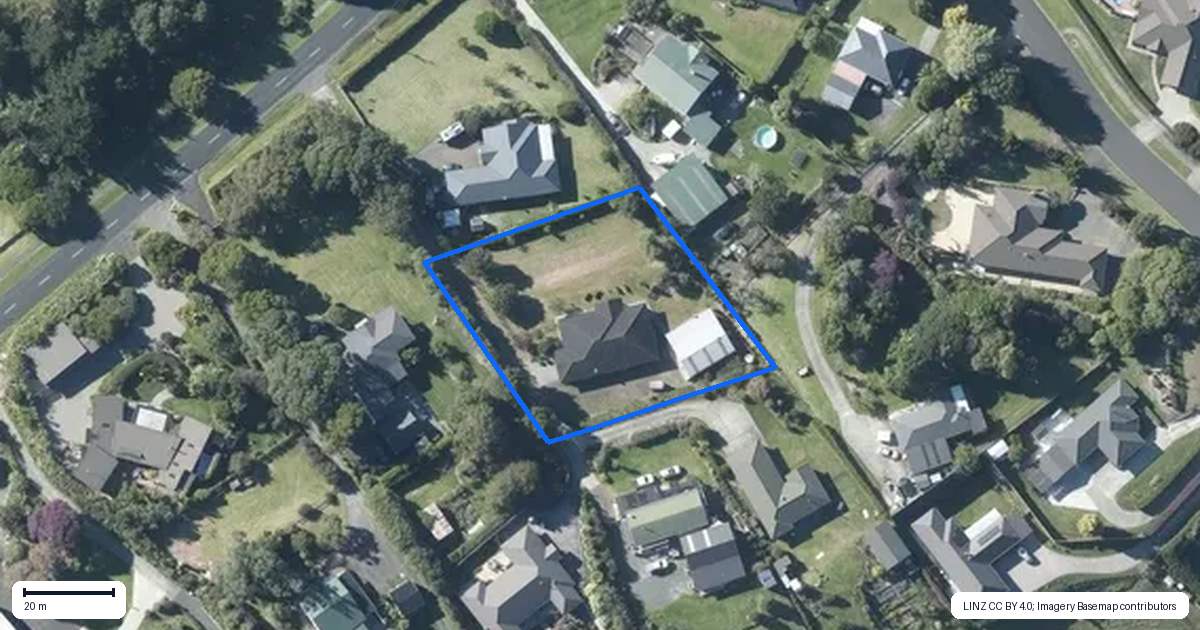 Property context map for 135 Colombo Road, Waiuku
