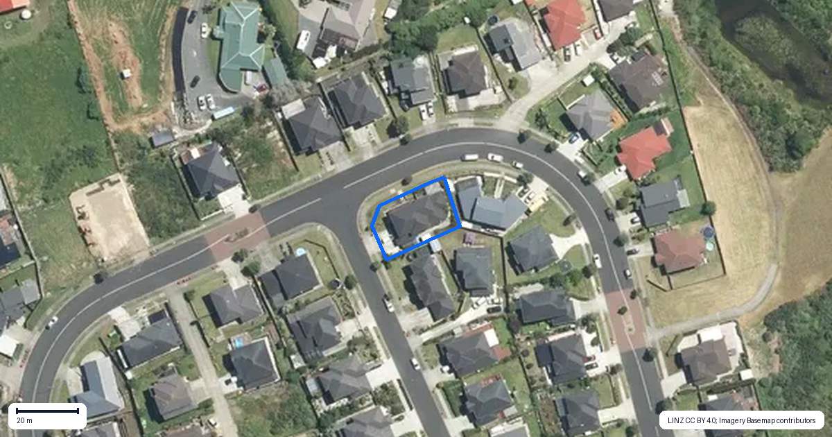 Property context map for 2 Kirikiri Drive, Papakura