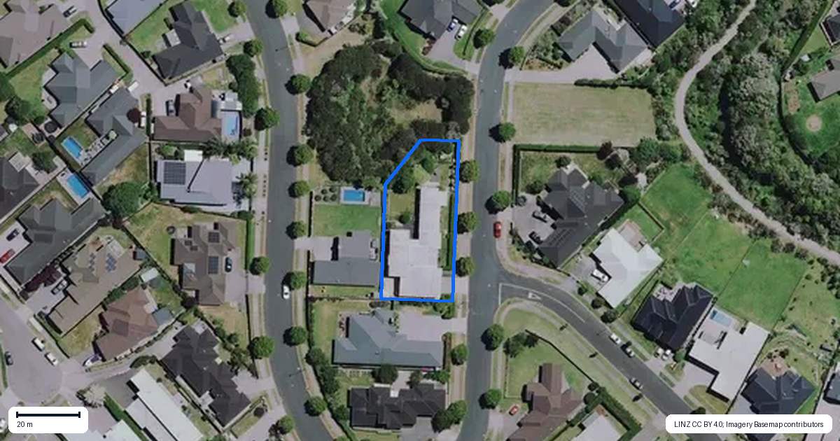 Property context map for 5 Petersburg Drive, Flagstaff, Hamilton