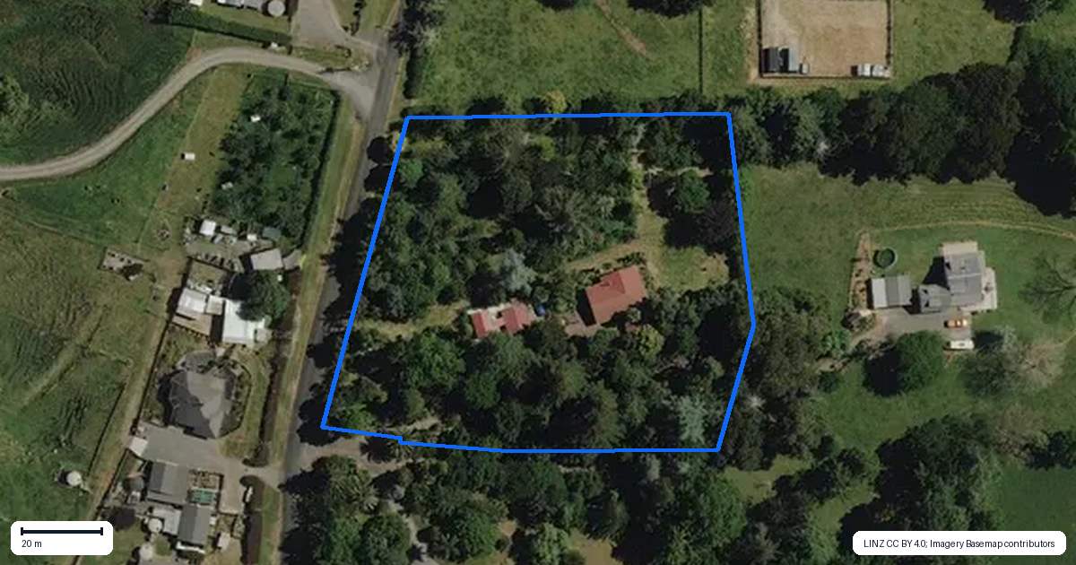 Property context map for 10 Robertson Road, Whatawhata, Hamilton