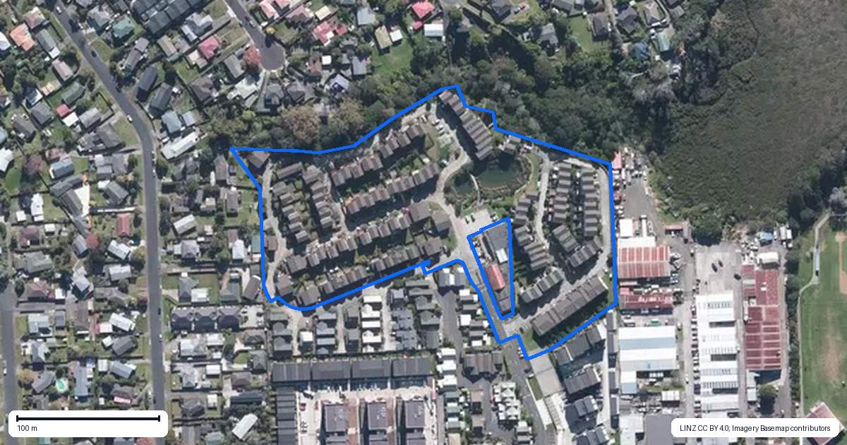 Property context map for 185/172 McLeod Road, Te Atatu South, Auckland