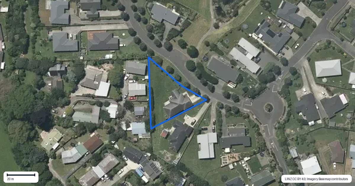 Property context map for 10 Tamihana Street, Otaki