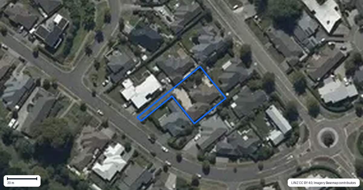 Property context map for 10 Mokihi Gardens, Hillmorton, Christchurch