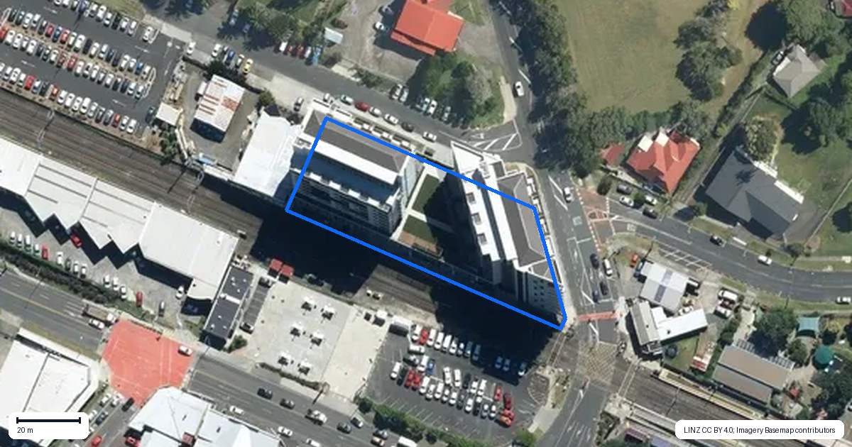 Property context map for 901/8 Waikumete Road, Glen Eden, Auckland