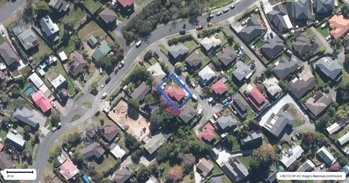 Property context map for 15 Sari Place, Massey, Auckland