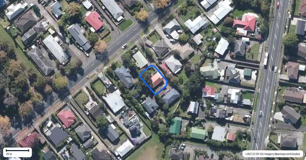 Property context map for 162B Henderson Valley Road, Henderson, Auckland