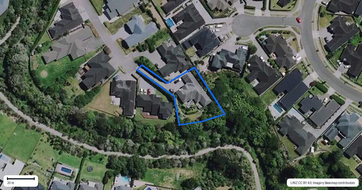 Property context map for 7 Trent Lane, Flagstaff, Hamilton