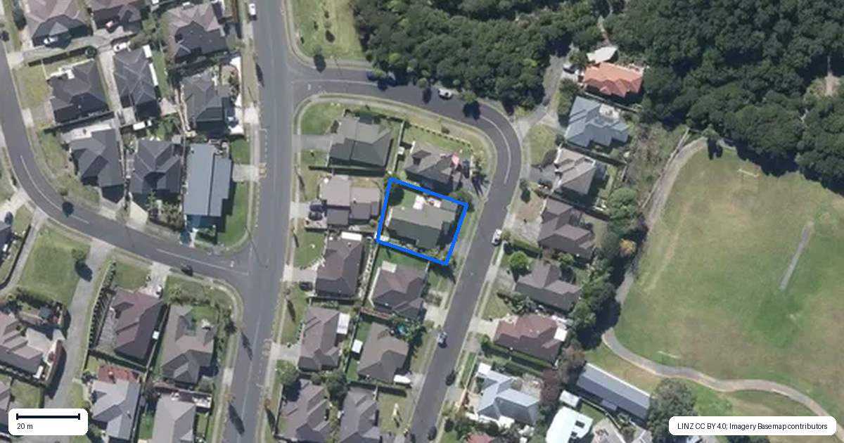 Property context map for 10 Bonny Crescent, Massey, Auckland