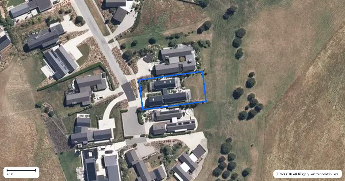 Property context map for 33 Hackett Road, Jacks Point, Queenstown