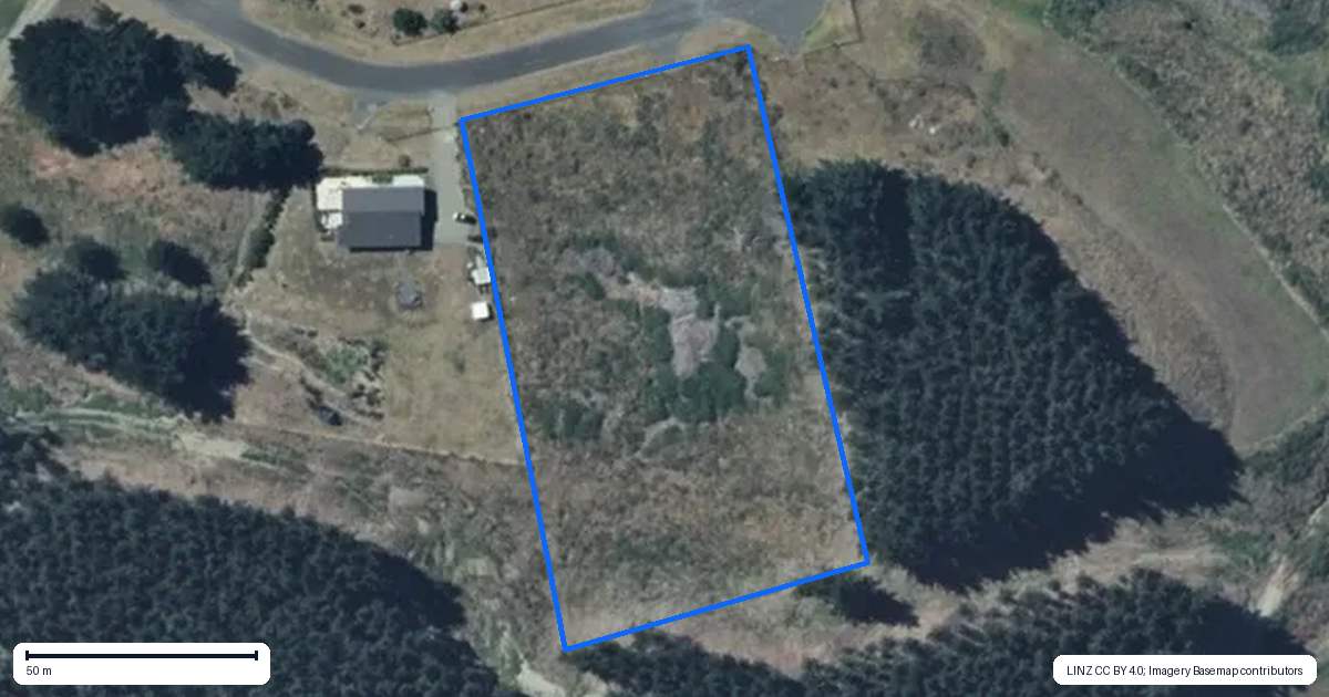 Property context map for 14 Quail Way, Waitarere, Levin
